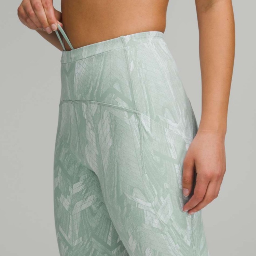 lululemon athletica Mint Green Patterned Leggings - Picture 6 of 6
